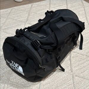 The North Face Black Duffel Bag (M)